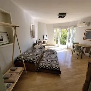 Pequeno Y Funcional Ciudad De , Mendoza Argentina